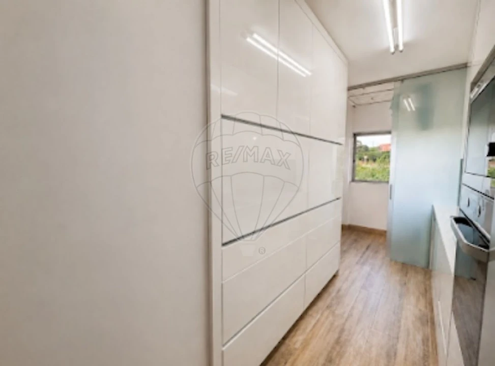 Apartamento T3 para Venda em Pedrouços Foto 15