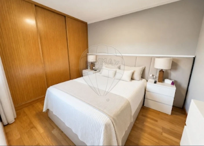 Apartamento T3 para Venda em Pedrouços Foto 8