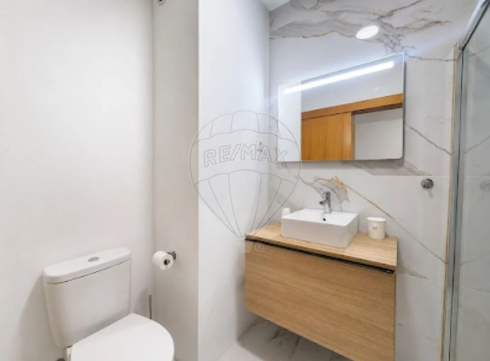 Apartamento T3 para Venda em Pedrouços Foto 9