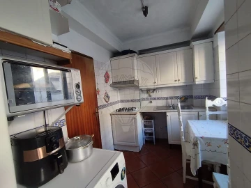 Apartamento T2 para Venda em Sé Nova, Santa Cruz, Almedina e São Bartolomeu