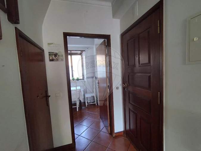 Apartamento T2 para Venda em Sé Nova, Santa Cruz, Almedina e São Bartolomeu Foto 3