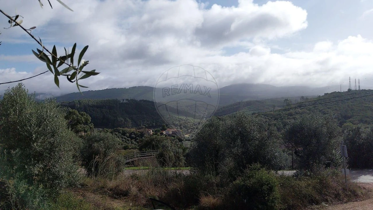 Terreno para Venda em São Miguel, Santa Eufémia e Rabaçal Foto 4