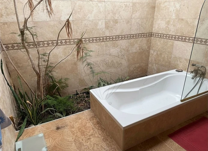 Moradia T4 para Venda em Granja do Ulmeiro Foto 27