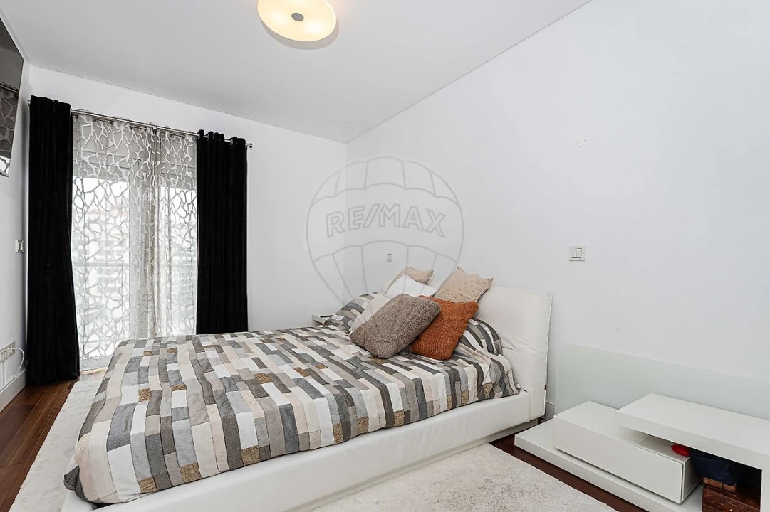 Apartamento T4 para Venda em São Domingos de Benfica Foto 22