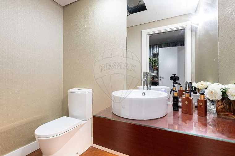 Apartamento T4 para Venda em São Domingos de Benfica Foto 26