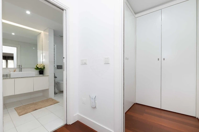 Apartamento T4 para Venda em São Domingos de Benfica Foto 15