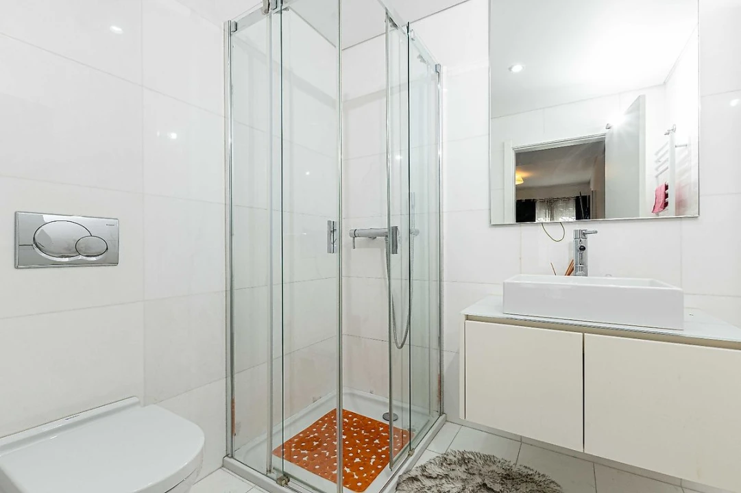 Apartamento T4 para Venda em São Domingos de Benfica Foto 25