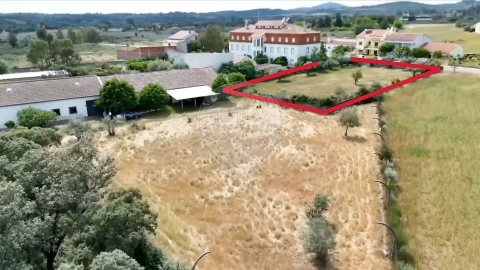 Moradia T4 para Venda em Monfortinho e Salvaterra do Extremo