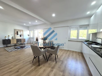 Apartamento T3 para Venda em Benfica