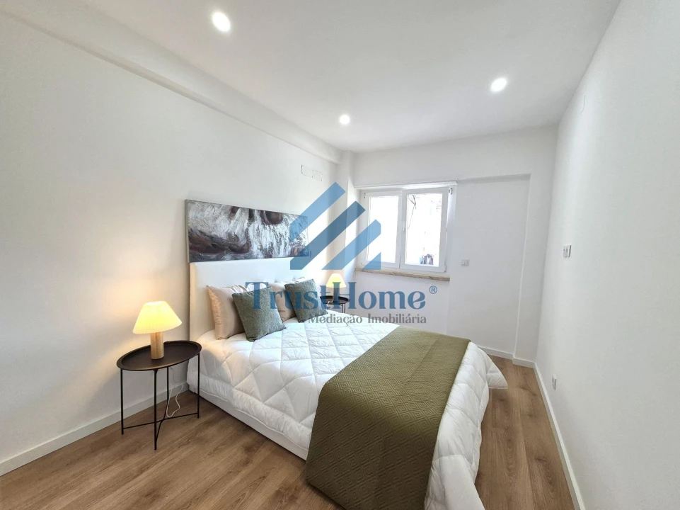 Apartamento T3 para Venda em Benfica Foto 16