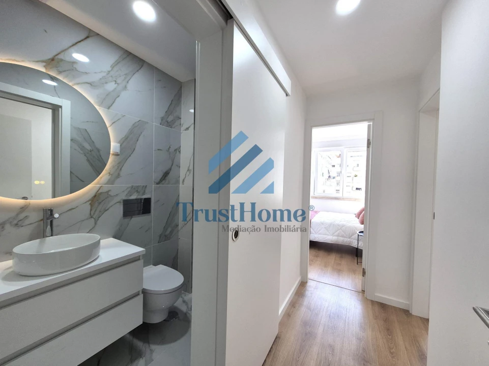 Apartamento T3 para Venda em Benfica Foto 19