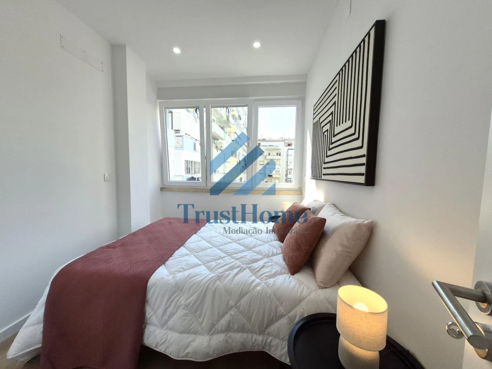 Apartamento T3 para Venda em Benfica Foto 22