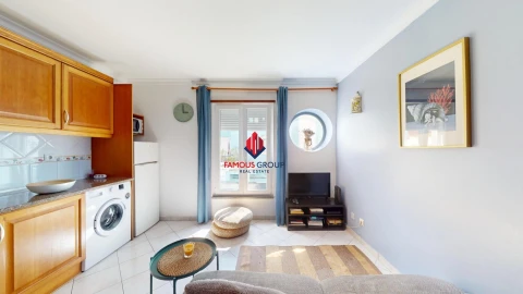 Apartamento T1 para Venda em Lagos (São Sebastião e Santa Maria)