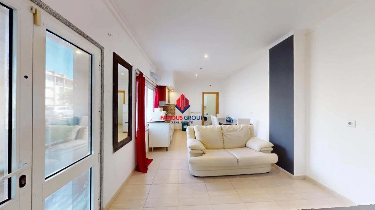 Apartamento T1 para Venda em Alvor Foto 10