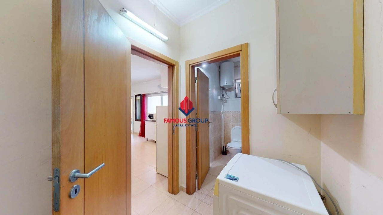 Apartamento T1 para Venda em Alvor Foto 19