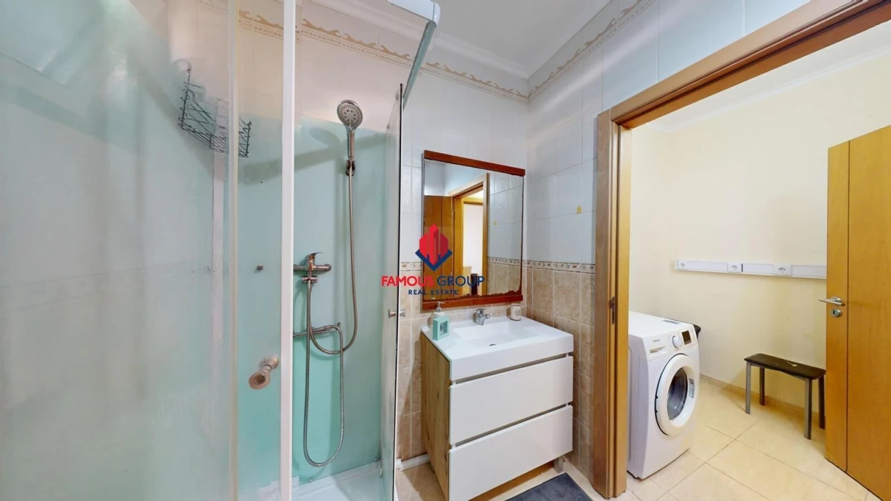 Apartamento T1 para Venda em Alvor Foto 21
