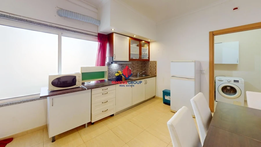 Apartamento T1 para Venda em Alvor Foto 3