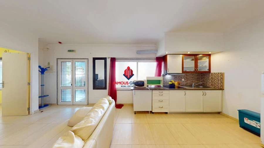 Apartamento T1 para Venda em Alvor Foto 9
