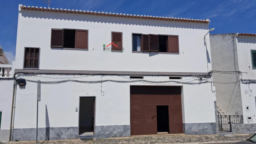 Moradia T4 para Venda em Ferreira do Alentejo e Canhestros