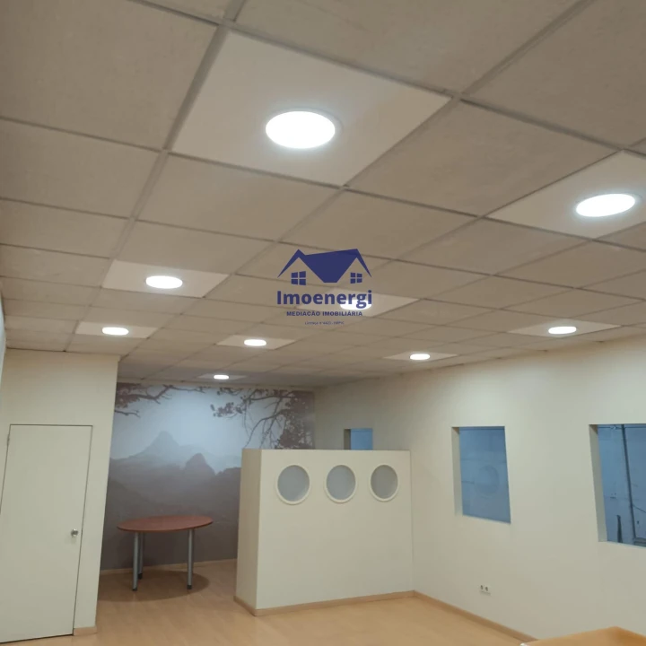 Armazém para Arrendamento em Moreira Foto 8