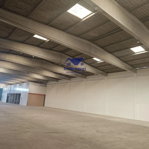 Armazém para Arrendamento em Moreira Foto 6