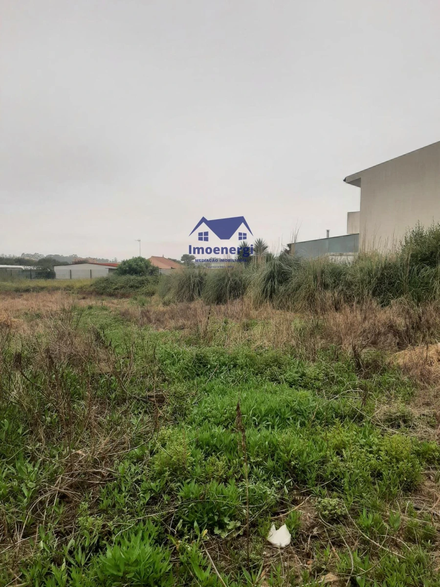 Terreno para Venda em Aver-O-Mar, Amorim e Terroso Foto 2