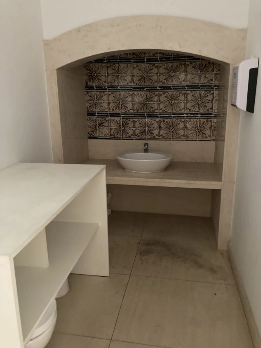 Escritório para Arrendamento em Santa Maria Maior Foto 13