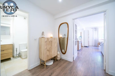 Apartamento T3 para Venda em Carnaxide e Queijas