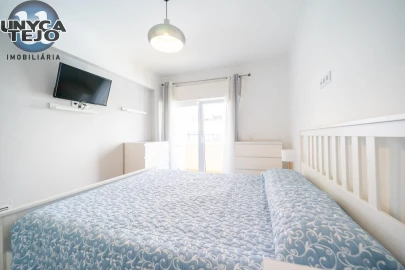 Apartamento T3 para Venda em Carnaxide e Queijas
