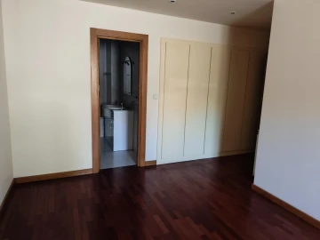 Apartamento T3 para Venda em Arcos de Valdevez (São Paio) e Giela