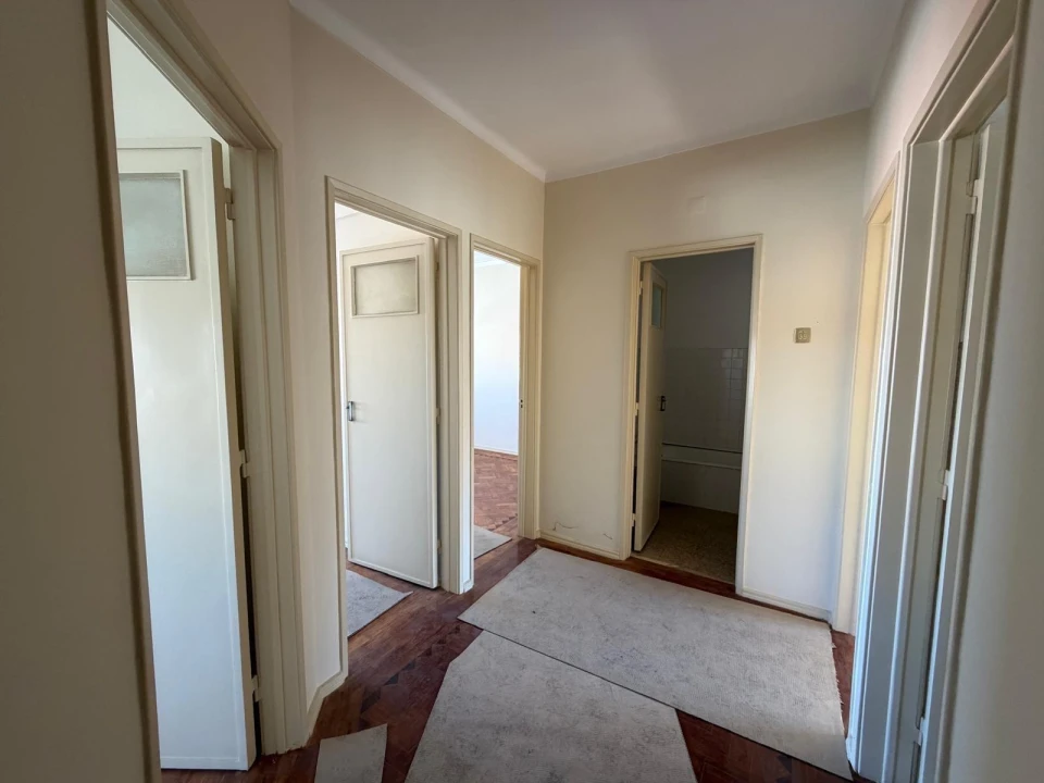 Apartamento T3 para Venda em Sacavém e Prior Velho Foto 7