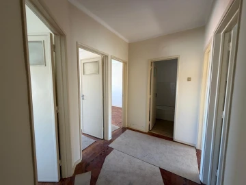 Apartamento T3 para Venda em Sacavém e Prior Velho