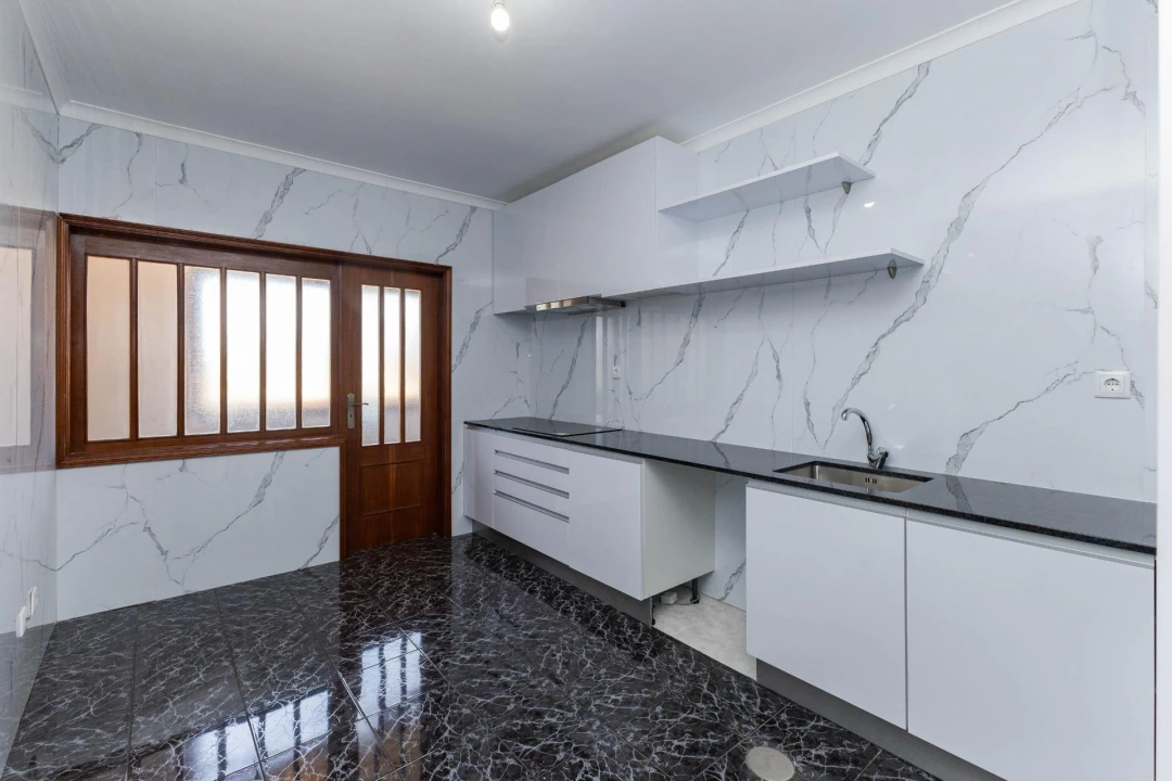 Apartamento T2 para Venda em Fânzeres e São Pedro da Cova Foto 11