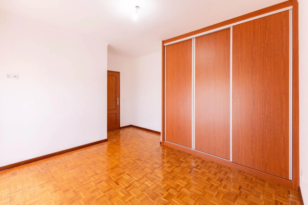 Apartamento T2 para Venda em Fânzeres e São Pedro da Cova Foto 28