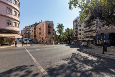 Moradia T7 para Venda em Santo António