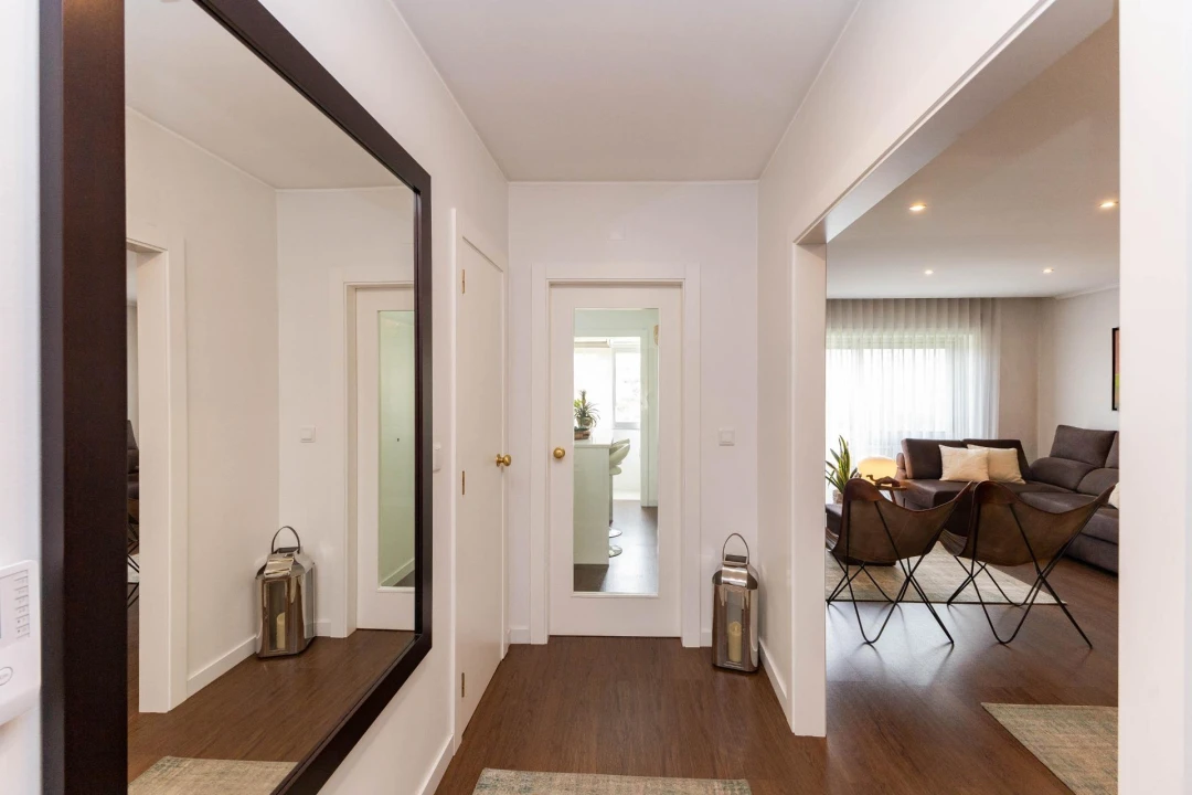 Apartamento T2 para Venda em Rio Tinto Foto 2