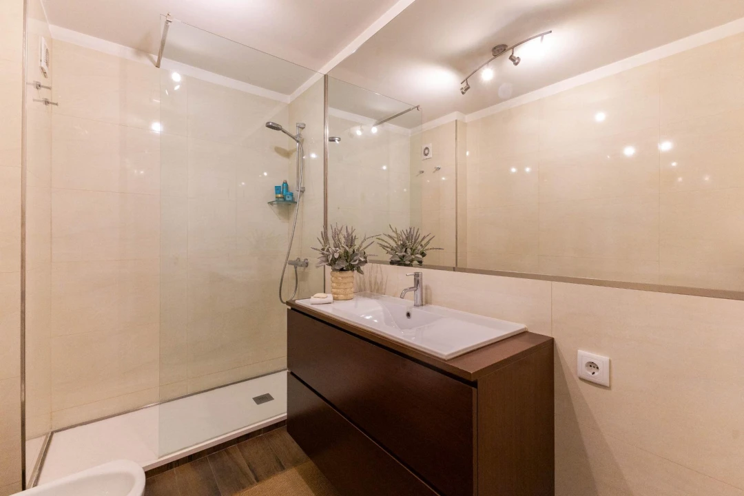 Apartamento T2 para Venda em Rio Tinto Foto 26