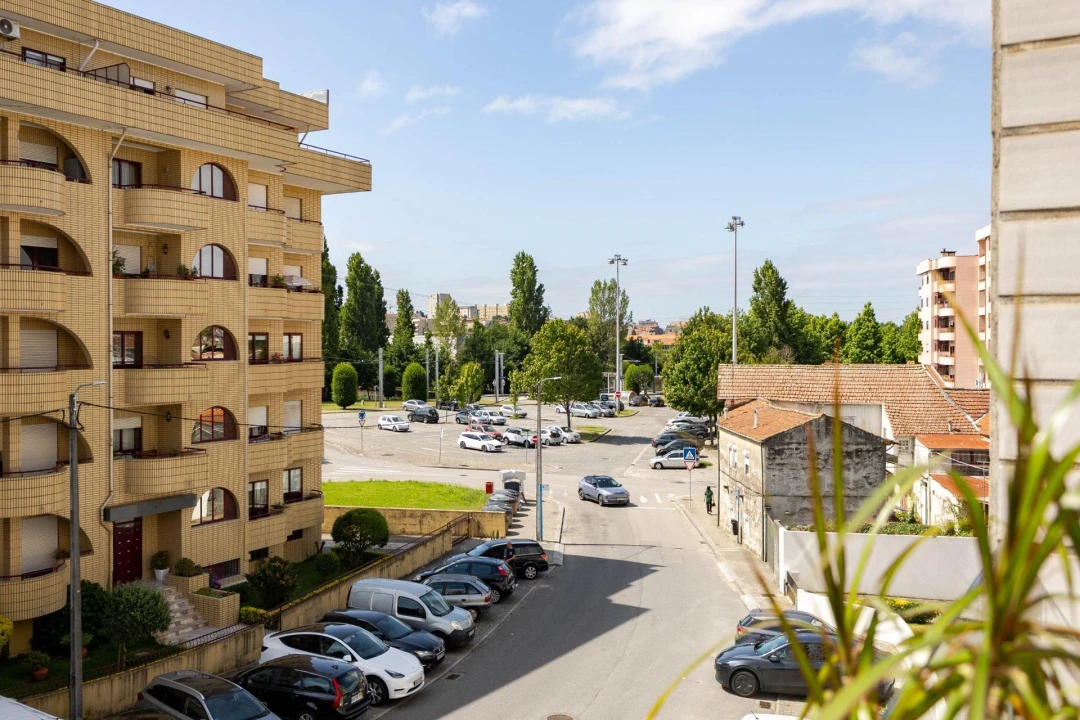 Apartamento T2 para Venda em Rio Tinto Foto 30