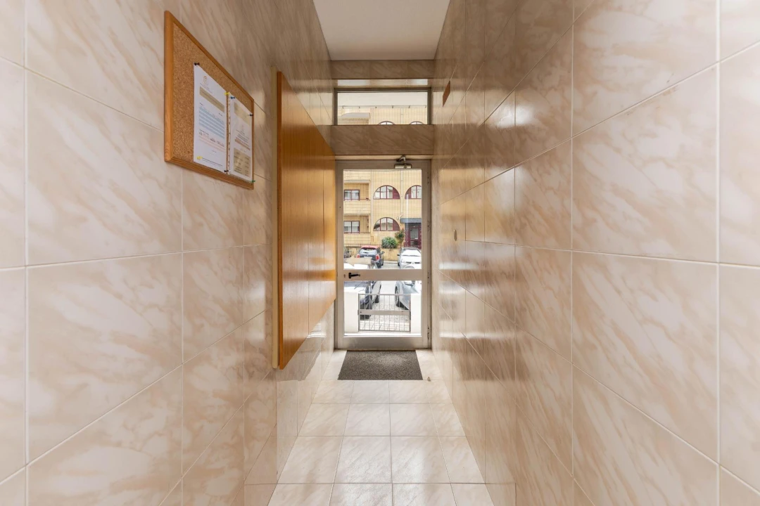 Apartamento T2 para Venda em Rio Tinto Foto 34