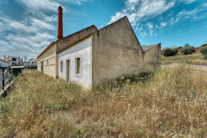 Armazém para Venda em Azambuja