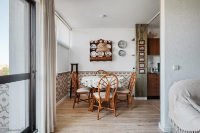 Apartamento T2 para Venda em Massamá e Monte Abraão