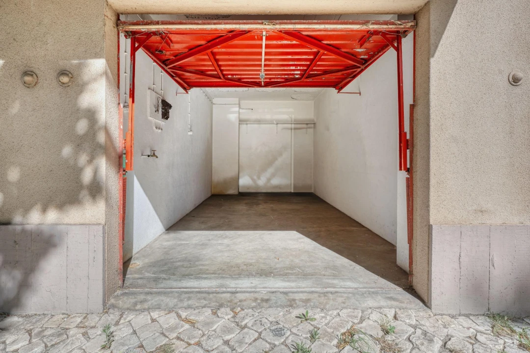 Apartamento T2 para Venda em Massamá e Monte Abraão Foto 26
