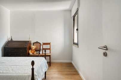 Apartamento T2 para Venda em Massamá e Monte Abraão