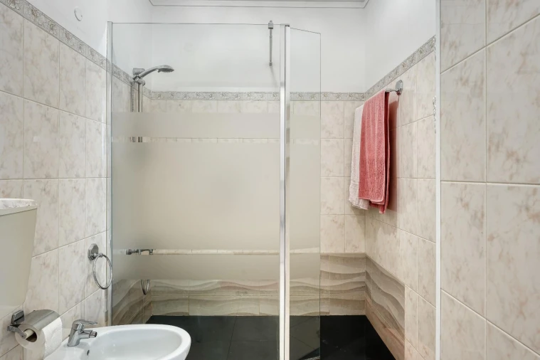Apartamento T2 para Venda em Massamá e Monte Abraão Foto 20