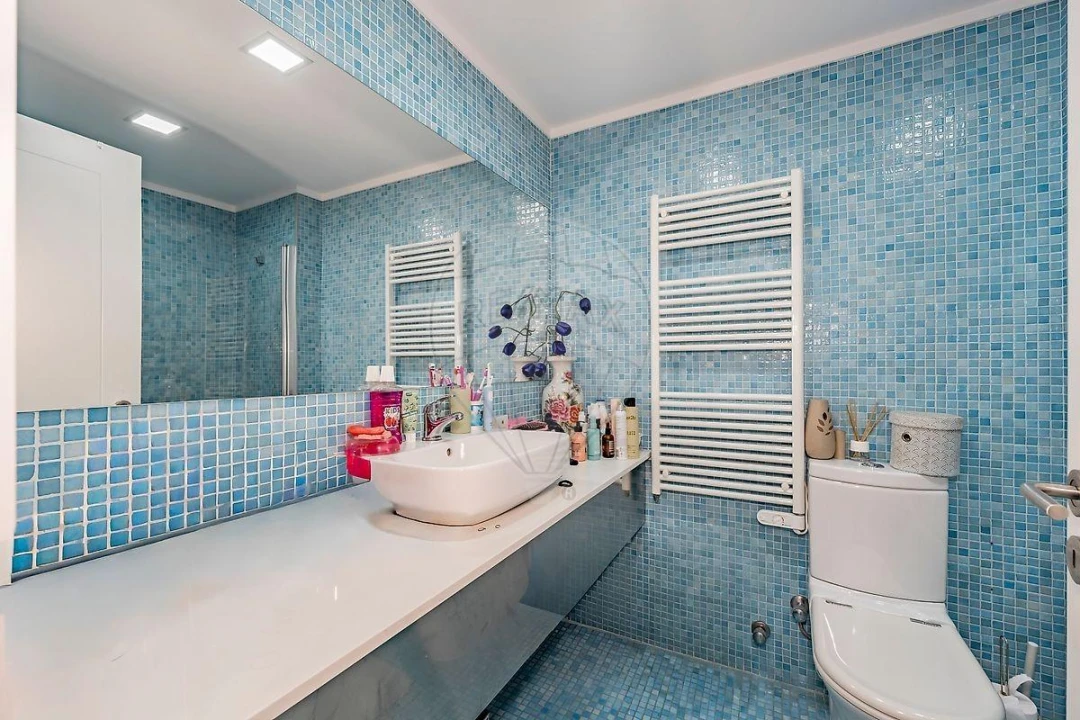 Apartamento T4 para Venda em Arcozelo Foto 20