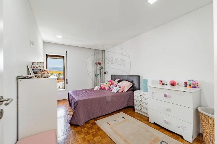 Apartamento T4 para Venda em Arcozelo Foto 22