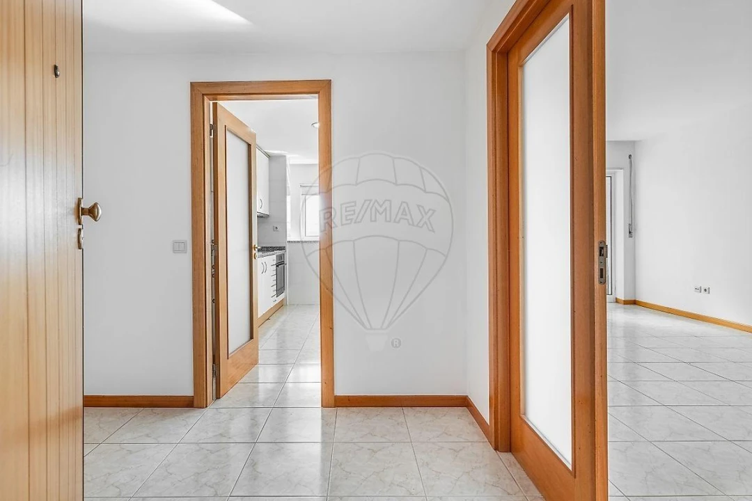 Apartamento T3 para Venda em Vila Nova de Famalicão e Calendário Foto 3