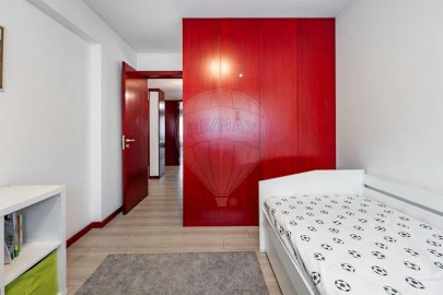Apartamento T3 para Venda em Candoso Santiago e Mascotelos