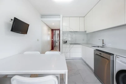 Apartamento T3 para Venda em Candoso Santiago e Mascotelos