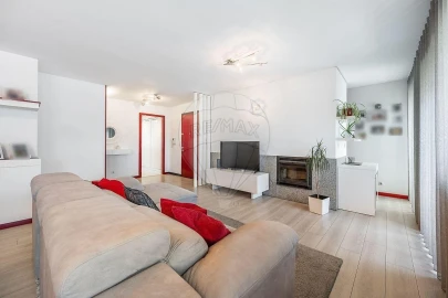 Apartamento T3 para Venda em Candoso Santiago e Mascotelos
